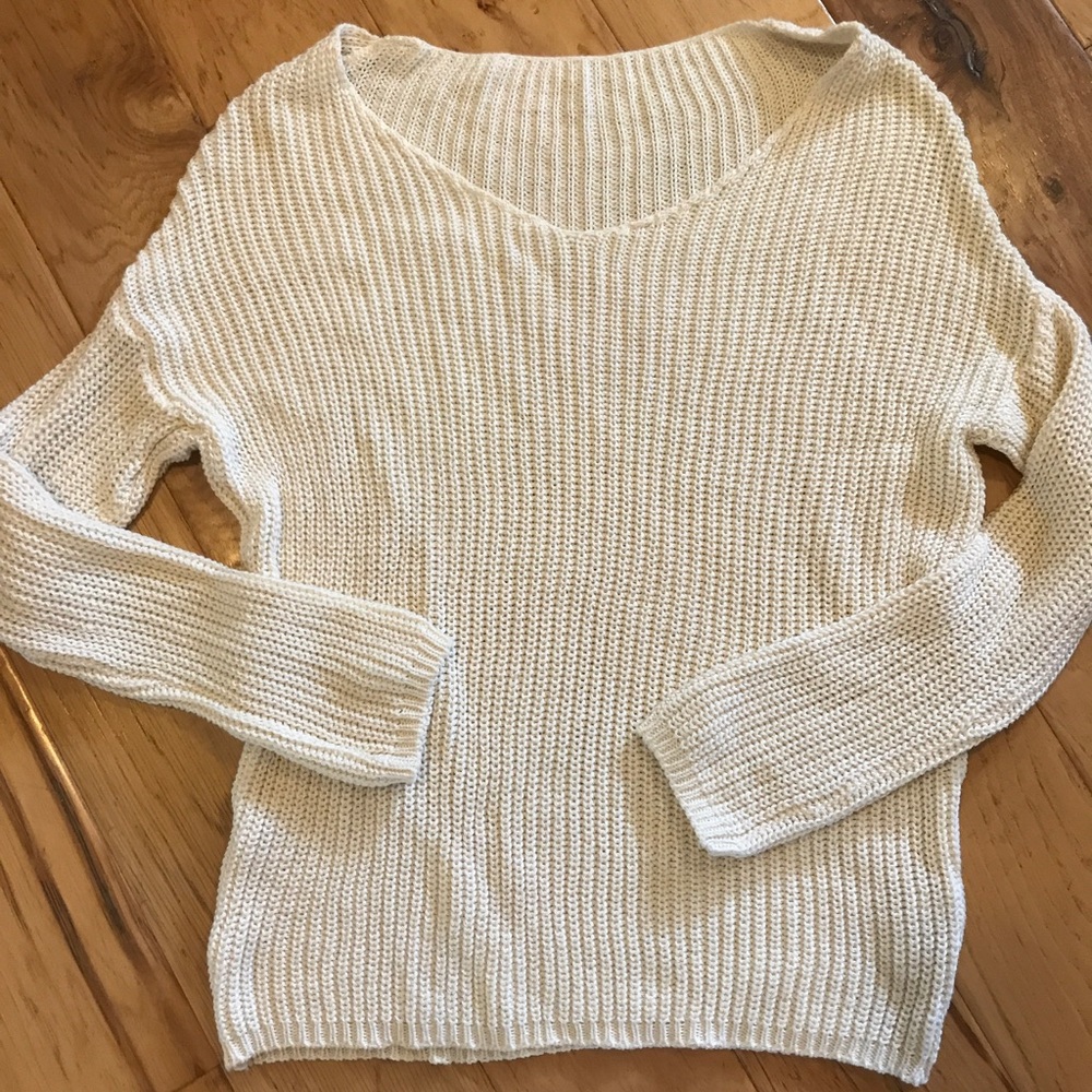 Cable knit cream sweater